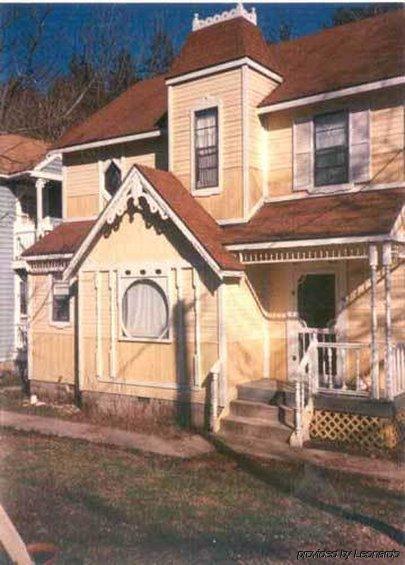 Main Street Inn - Angels Among Us Wedding Chapel Eureka Springs Exterior foto